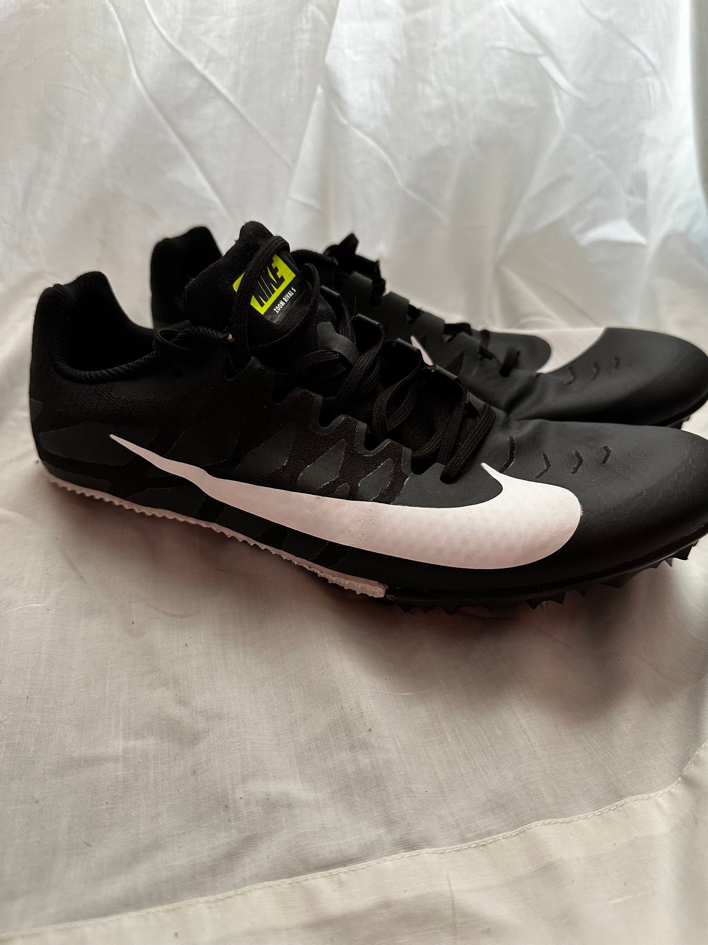 Nike track spikes (pre-owned)